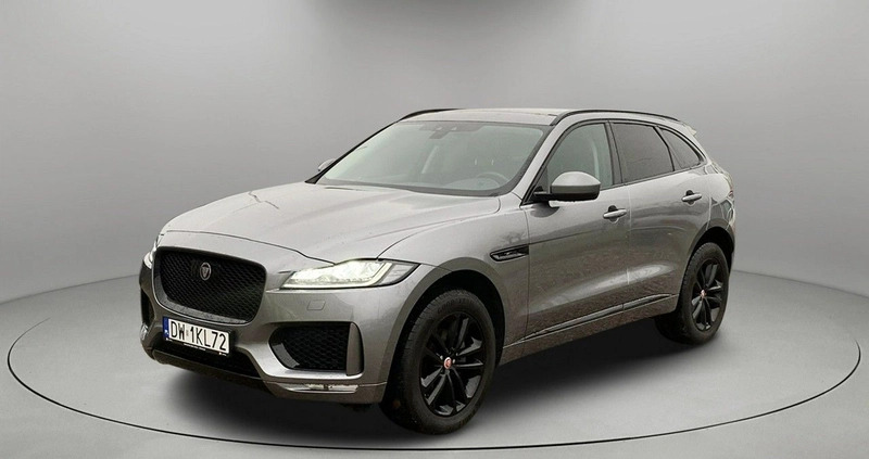 Jaguar F-Pace cena 139900 przebieg: 97000, rok produkcji 2020 z Uniejów małe 379